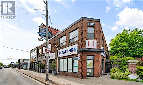 7-3635 Dundas Street West, Toronto, ON, M6S 2T2