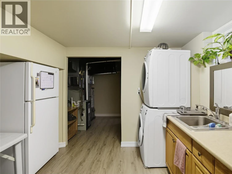 2016 Glenwood Drive, Kamloops, BC, V2C 4G6 - 31