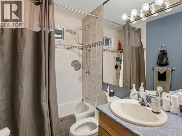 2016 Glenwood Drive, Kamloops, BC, V2C 4G6 - 23