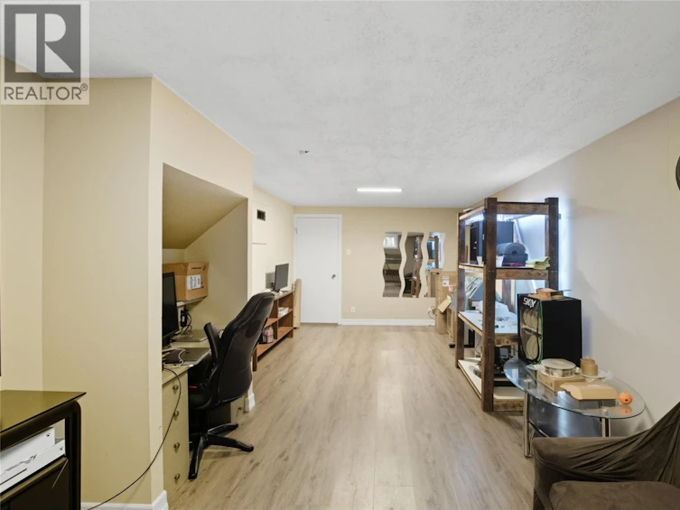 2016 Glenwood Drive, Kamloops, BC, V2C 4G6 - 35
