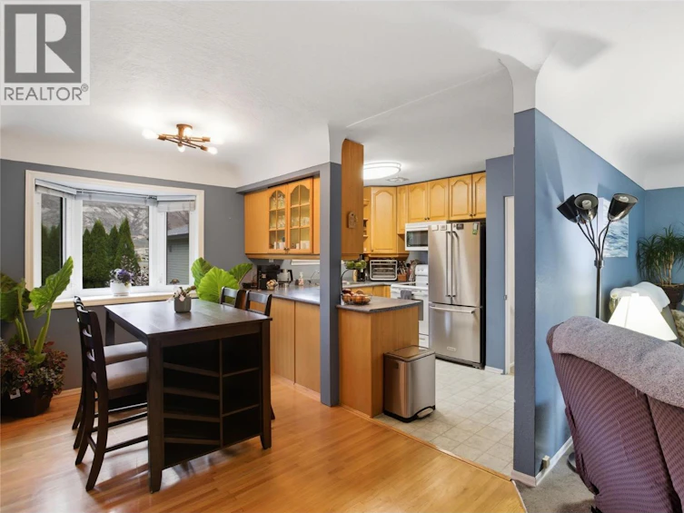 2016 Glenwood Drive, Kamloops, BC, V2C 4G6 - 22