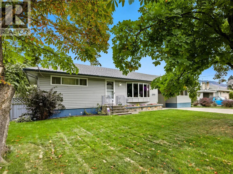 2016 Glenwood Drive, Kamloops, BC, V2C 4G6 - 4