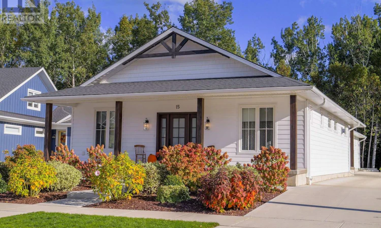 15 Lakeforest Drive