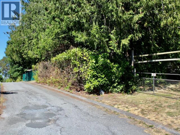 6954 Hammond Street, Powell River, BC, V8A 1R4 - 45