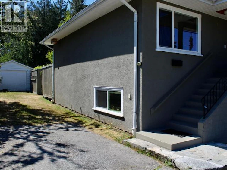 6954 Hammond Street, Powell River, BC, V8A 1R4 - 57