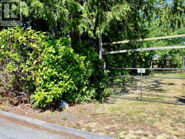 6954 Hammond Street, Powell River, BC, V8A 1R4 - 44