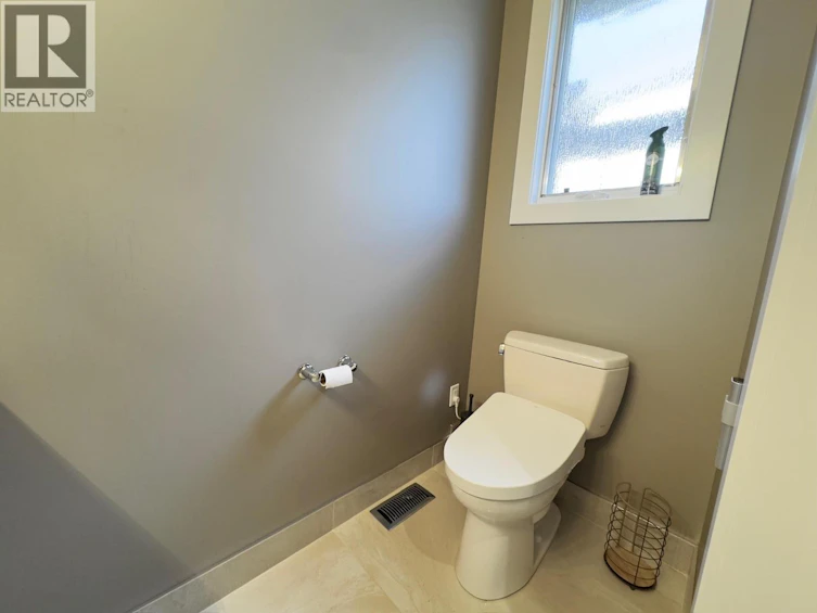 137 Westview Drive, Penticton, BC, V2A 7V9 - 48