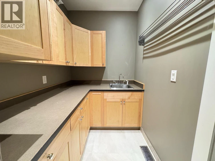 137 Westview Drive, Penticton, BC, V2A 7V9 - 44