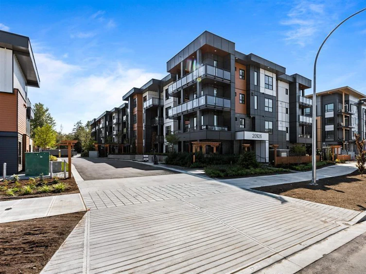 203-20926 83 Avenue, Langley, BC, V2Y 3Y9 - 4