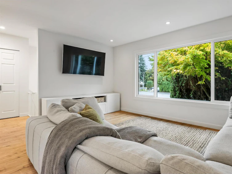 9046 South Broadway Chilliwack Proper Street, Chilliwack, BC, V2P 5W1 - 3
