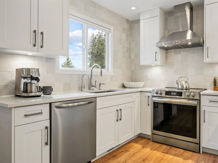 9046 South Broadway Chilliwack Proper Street, Chilliwack, BC, V2P 5W1 - 14