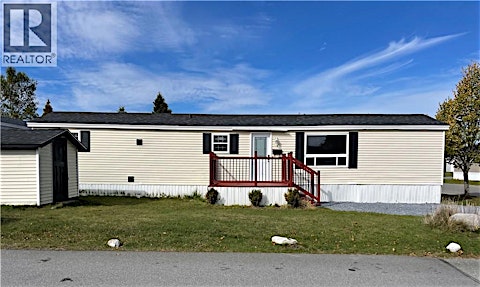 28 Morland Avenue, Saint John, NB, E2J 3Y5
