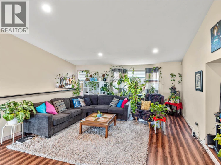 620 Hemlock Street, Kamloops, BC, V2C 1C5 - 5