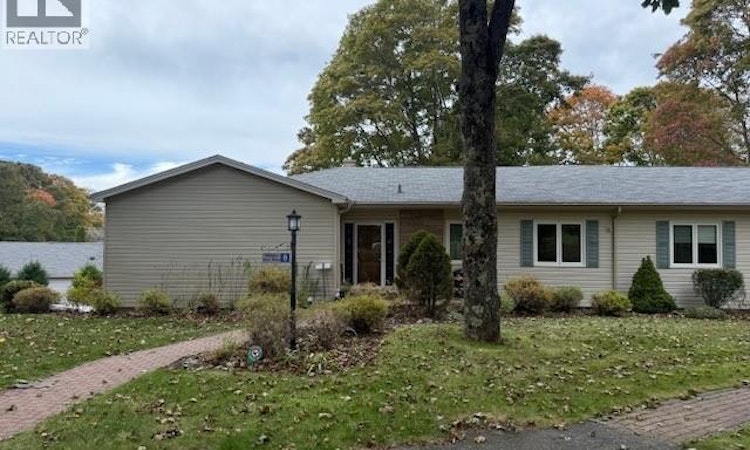 8 Troop Street