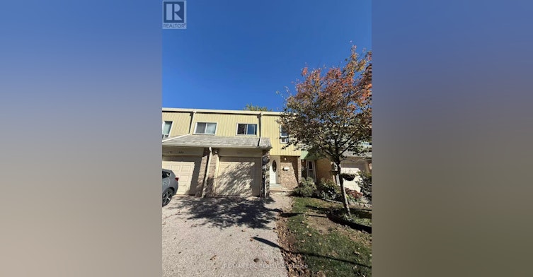 120 Woody Vine Way, Toronto, ON, M2J 4H6 - 2