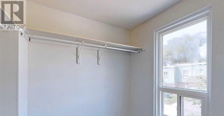 120 Woody Vine Way, Toronto, ON, M2J 4H6 - 9