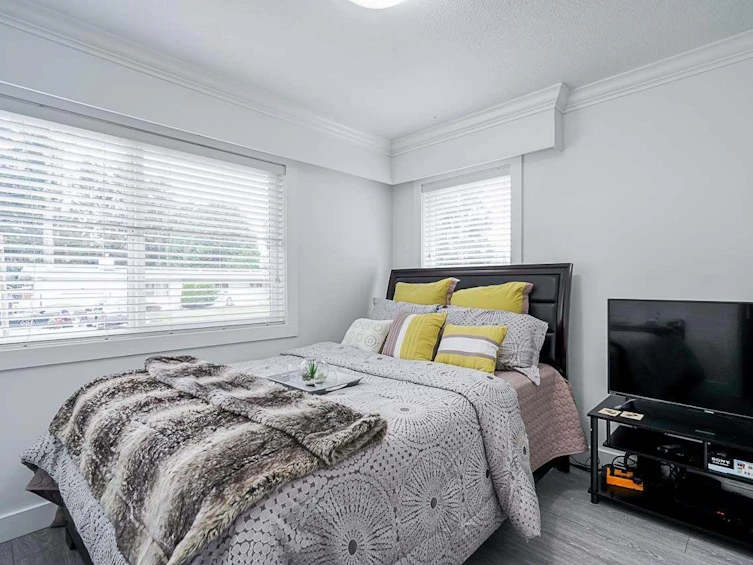2212 Grant Street, Abbotsford, BC, V2T 2M7 - 12