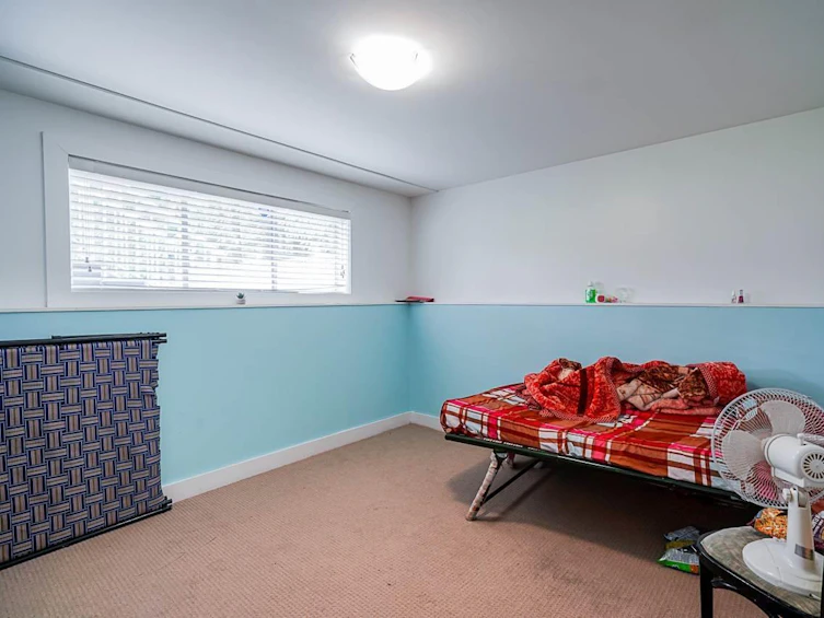 2212 Grant Street, Abbotsford, BC, V2T 2M7 - 30