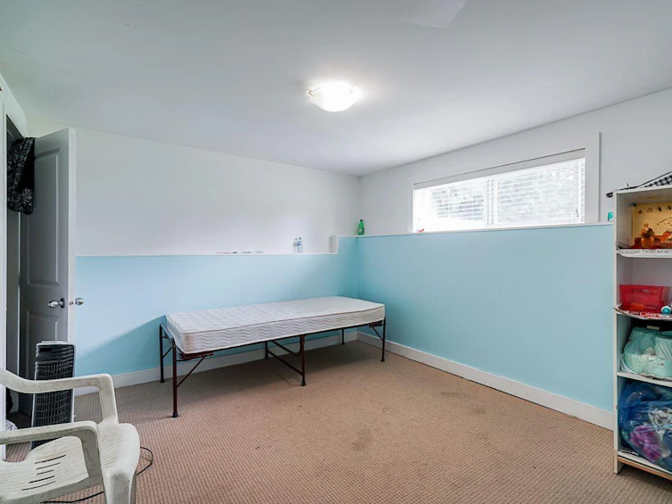 2212 Grant Street, Abbotsford, BC, V2T 2M7 - 31
