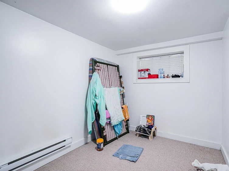 2212 Grant Street, Abbotsford, BC, V2T 2M7 - 25