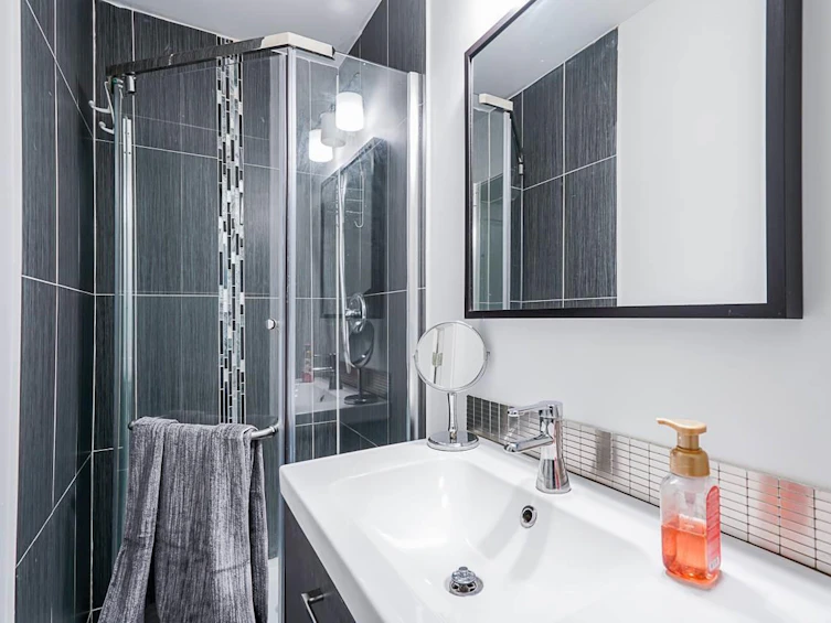 2212 Grant Street, Abbotsford, BC, V2T 2M7 - 11