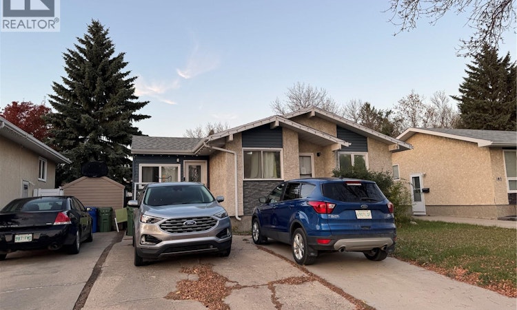 138 Thomson Avenue