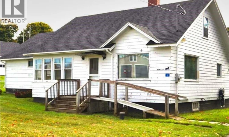 9 Cooks Point Road