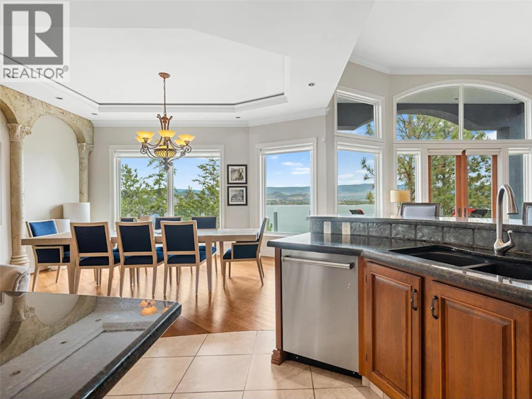 2543 Lucinde Road, West Kelowna, BC, V1Z 4B1 - 16
