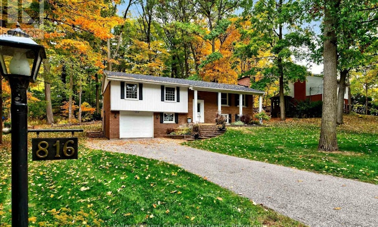 816 Portage Park Lane