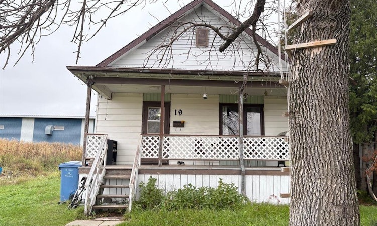 19 Valde Avenue