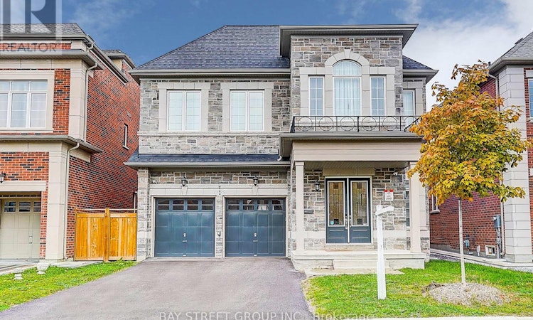 48 Red Giant Street West