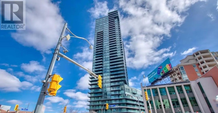 1107-825 Church Street, Toronto, ON, M4W 3Z4