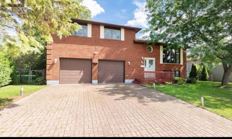 51 Beck Boulevard