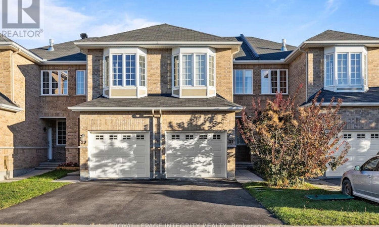 31 Desmond Trudeau Street