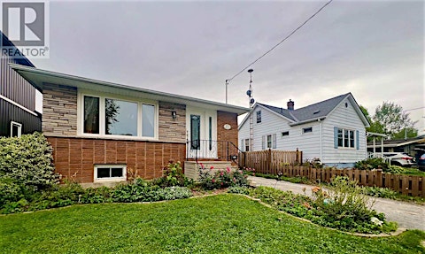 17-1/2 Whitworth Street, St. Catharines, ON, L2S 1G5