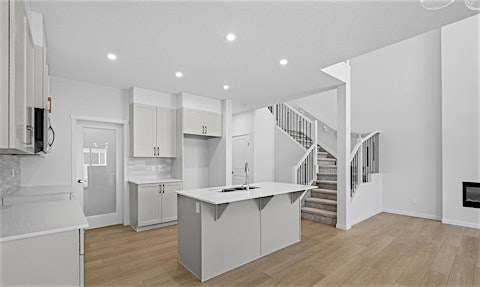 2153 194a Street NW, Edmonton, AB, T6M 3J3