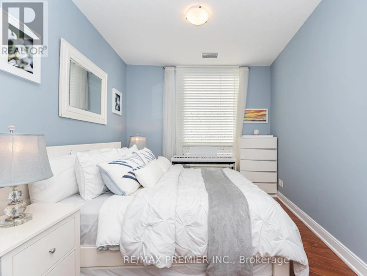 318-135 Village Green Square, Toronto, ON, M1S 0L1 - 27
