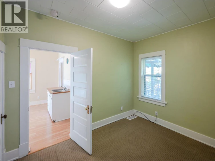 363 W Nanaimo Avenue, Penticton, BC, V2A 1N8 - 20