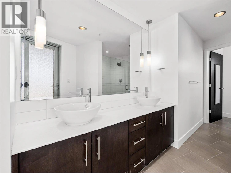 401-2040 Springfield Road, Kelowna, BC, V1Y 9N7 - 22