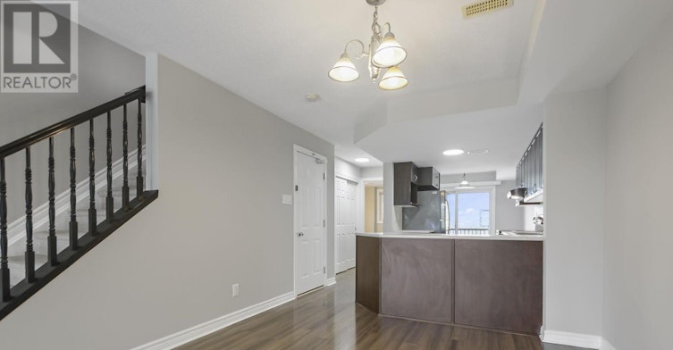 B-1120 Klondike Road, Ottawa, ON, K2K 0H2 - 6