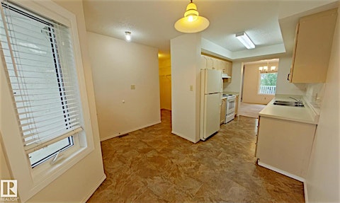 31-3520 60 Street NW, Edmonton, AB, T6L 6H5