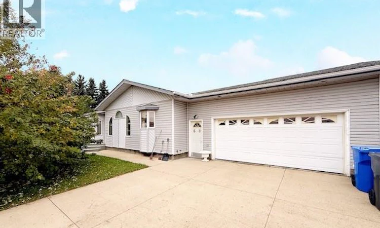 60 Banks Crescent