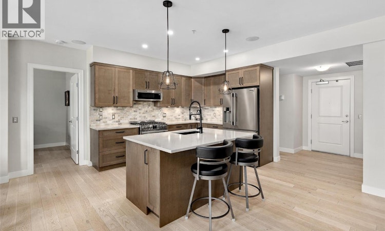 111-600 Sarsons Road