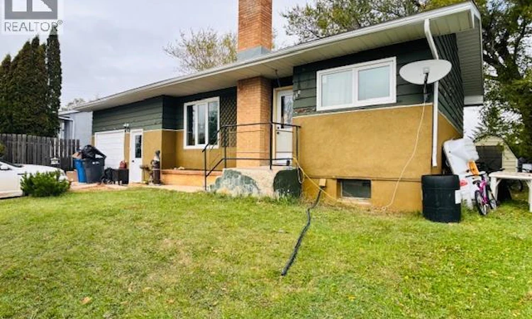 112 Fraser Avenue