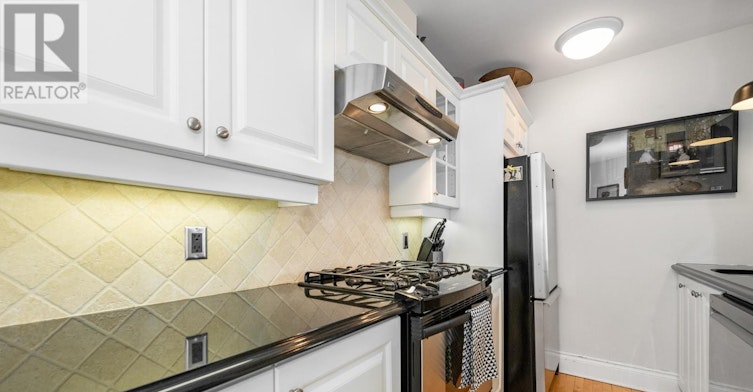 504-364 Cooper Street, Ottawa, ON, K2P 2P3 - 5