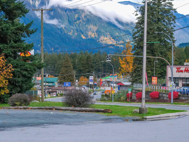 950 Old Hope Princeton Way, Hope, BC, V0X 1L4 - 24