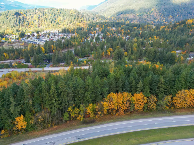 950 Old Hope Princeton Way, Hope, BC, V0X 1L4 - 10
