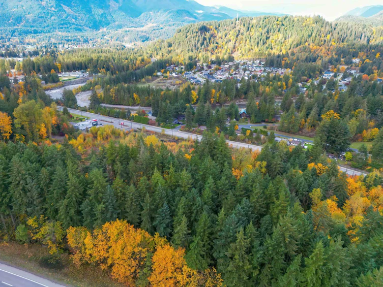 950 Old Hope Princeton Way, Hope, BC, V0X 1L4 - 12