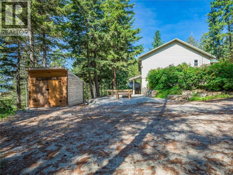 5738 Goudie Road, Kelowna, BC, V1P 1M4 - 62