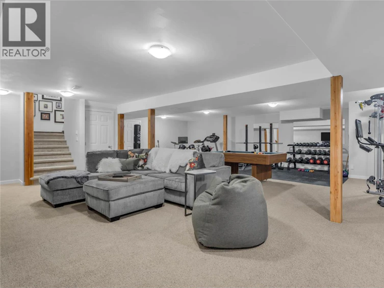 5738 Goudie Road, Kelowna, BC, V1P 1M4 - 55